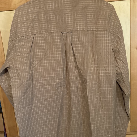 Chaps Ralph Lauren. Size large. Shirt - Picture 4 of 4